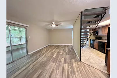 907 S Bowen Road, Arlington, TX 76013 - Photo 3