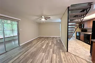 907 S Bowen Rd, Arlington, TX 76013 - Photo 3