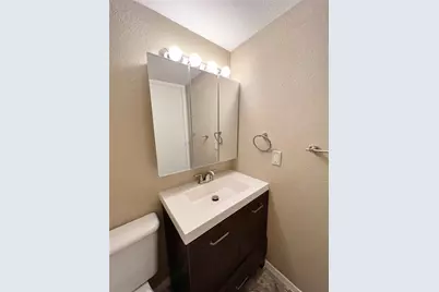 907 S Bowen Road, Arlington, TX 76013 - Photo 11