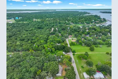 410 Pleasure Land Road, Gun Barrel City, TX 75156 - Photo 5