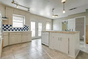 1907 Live Oak Cir, Azle, TX 76020 - Photo 7