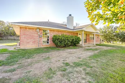 1907 Live Oak Circle, Azle, TX 76020 - Photo 27