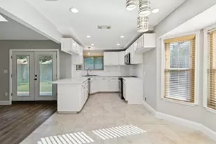 1402 Sonora Ct, Arlington, TX 76012 - Photo 9