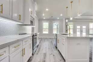 164 Arrendondo Way, Fort Worth, TX 76126 - Photo 7