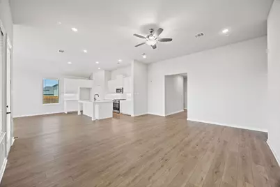 1422 Red Clover Avenue, Van Alstyne, TX 75495 - Photo 5