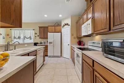 2904 Shoreline Drive, Burleson, TX 76028 - Photo 11