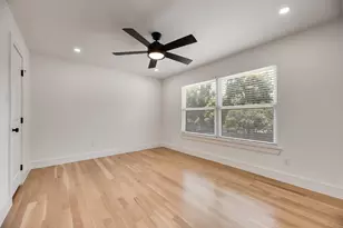 9662 Angleridge Rd, Dallas, TX 75238 - Photo 23