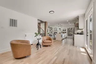 9662 Angleridge Rd, Dallas, TX 75238 - Photo 19