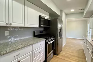 2859 Linhaven Dr, Mesquite, TX 75150 - Photo 3