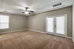 2404 Marshbrook Dr, McKinney, TX 75071 - Photo 13