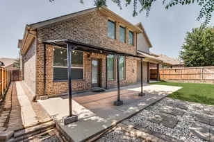 2404 Marshbrook Dr, McKinney, TX 75071 - Photo 23