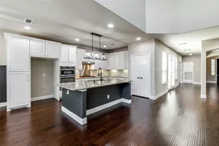 2404 Marshbrook Dr, McKinney, TX 75071 - Photo 5