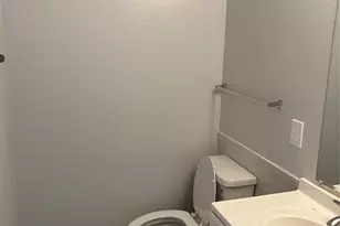 2744 Patricia Ln, Garland, TX 75041 - Photo 5