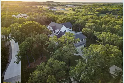 901 Thornridge Circle, Argyle, TX 76226 - Photo 5