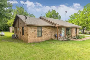 206 N Main St, Bailey, TX 75413 - Photo 27