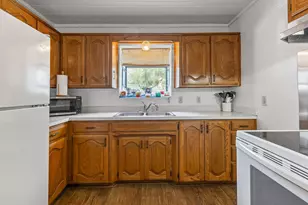 206 N Main St, Bailey, TX 75413 - Photo 9