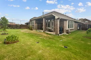 2012 Hollow Creek Trail, Lewisville, TX 75010 - Photo 17