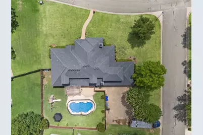 319 Winding Creek Lane, McGregor, TX 76657 - Photo 39