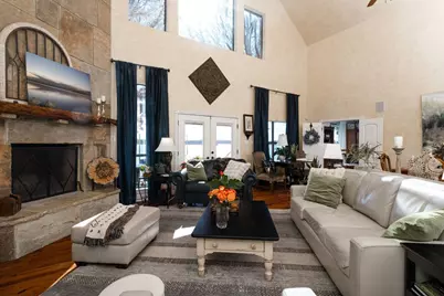 519 Islet Drive, Runaway Bay, TX 76426 - Photo 5