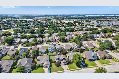 1222 Falling Water Drive, Lewisville, TX 75067 - Photo 7