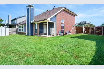 1222 Falling Water Drive, Lewisville, TX 75067 - Photo 35