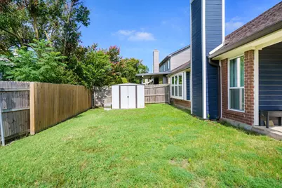 1222 Falling Water Drive, Lewisville, TX 75067 - Photo 33