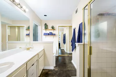 1222 Falling Water Drive, Lewisville, TX 75067 - Photo 29