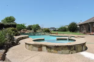 1025 Savannah Ln, Oak Ridge, TX 75142 - Photo 29