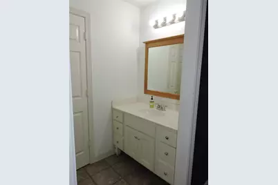 1025 Savannah Lane, Oak Ridge, TX 75142 - Photo 25