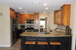 1025 Savannah Ln, Oak Ridge, TX 75142 - Photo 15