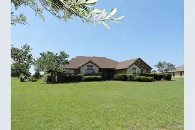 1025 Savannah Lane, Oak Ridge, TX 75142 - Photo 1