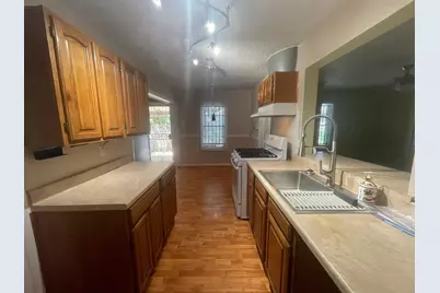 611 Crestside Drive, Duncanville, TX 75137 - Photo 9