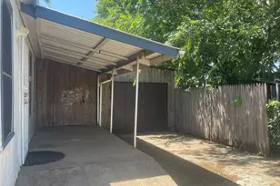 611 Crestside Dr, Duncanville, TX 75137 - Photo 5