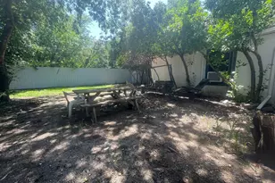 611 Crestside Dr, Duncanville, TX 75137 - Photo 37