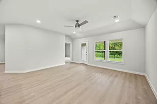 348 Sun Harvest Dr, Royse City, TX 75189 - Photo 3