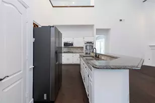 7100 Oakbrook Dr, Plano, TX 75025 - Photo 15