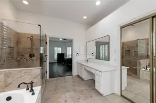 7100 Oakbrook Dr, Plano, TX 75025 - Photo 21