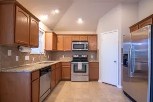 19017 Leigh Ln, Pflugerville, TX 78660 - Photo 19