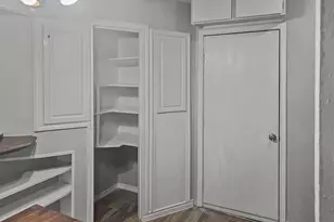 701 Idlewilde Dr, Lewisville, TX 75067 - Photo 11