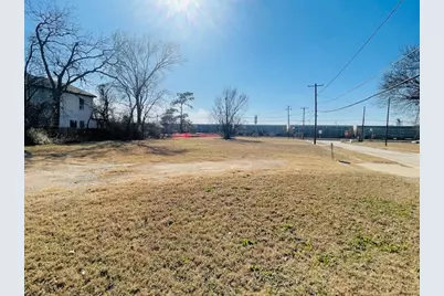 7905 Ivory Lane, Dallas, TX 75216 - Photo 9
