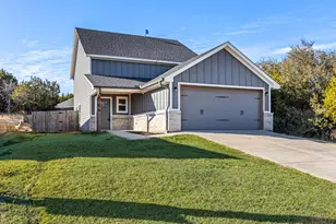 2710 San Gabriel Dr, Granbury, TX 76048 - Photo 3