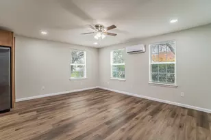 4901 Curzon Ave, Fort Worth, TX 76107 - Photo 5