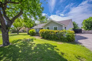 4901 Curzon Ave, Fort Worth, TX 76107 - Photo 17