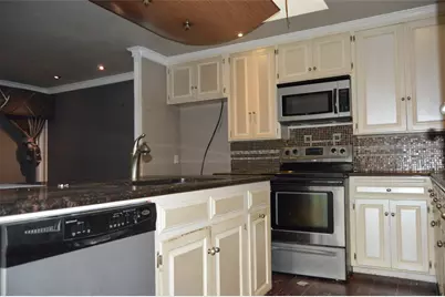 2606 Woodrow, Greenville, TX 75402 - Photo 9