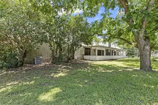 1204 W Westhill Dr, Cleburne, TX 76033 - Photo 29