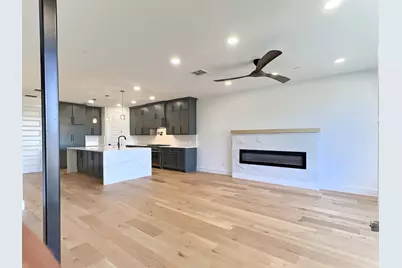 404 Vista Buena Trail, Fort Worth, TX 76111 - Photo 3