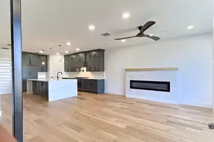 404 Vista Buena Trl, Fort Worth, TX 76111 - Photo 3