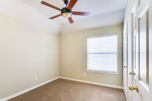 3912 Sovereign Dr, Bedford, TX 76021 - Photo 21