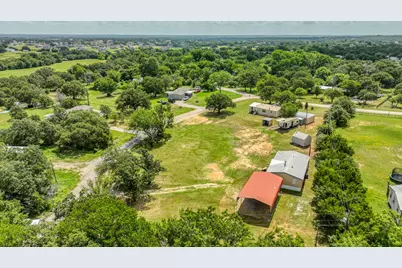 221 Briar Oaks Drive, Azle, TX 76020 - Photo 35