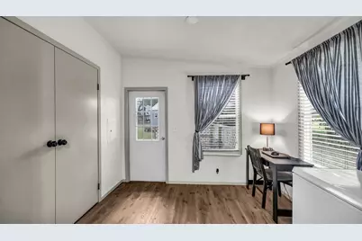 221 Briar Oaks Drive, Azle, TX 76020 - Photo 15